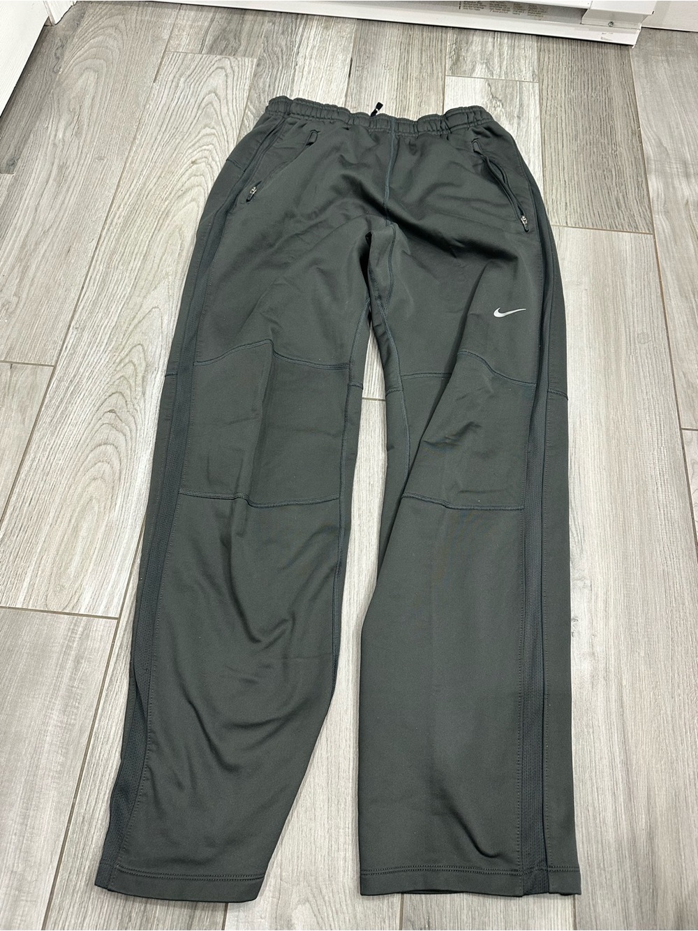Nike Men’s Black Performance Jogger Pants